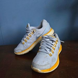 Nike Lunarlon Live Strong Edition